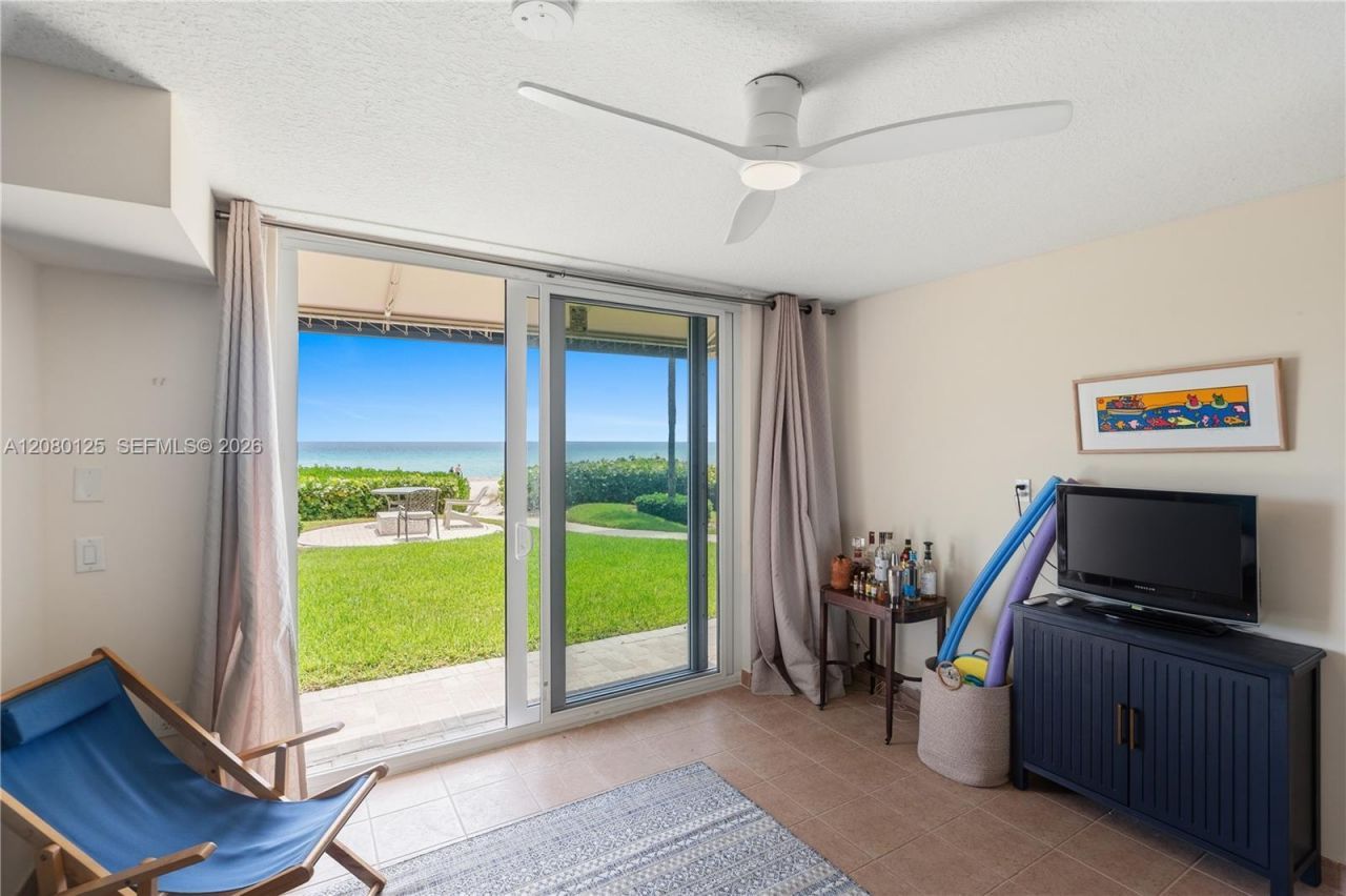 17555 Collins Ave , Unit 308, Sunny Isles Beach, FL 33160 Photo