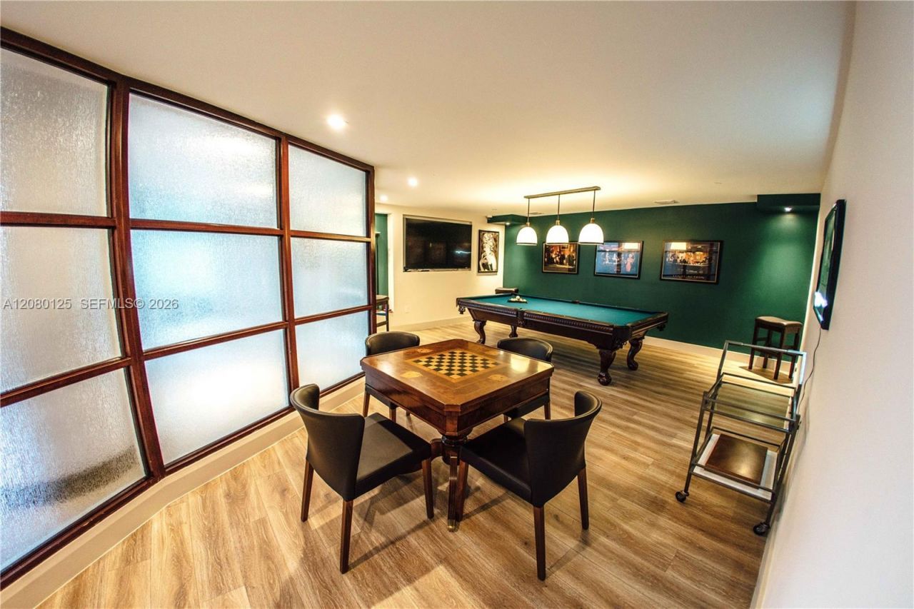 17555 Collins Ave , Unit 308, Sunny Isles Beach, FL 33160 Photo