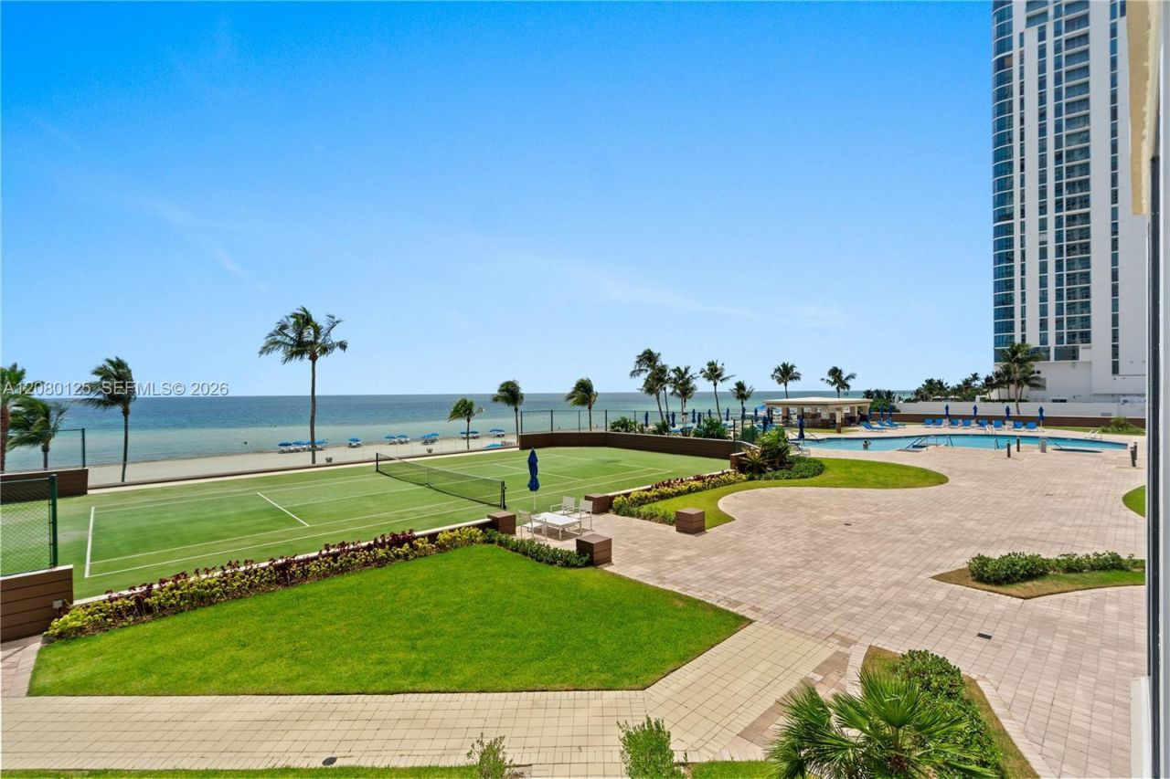 17555 Collins Ave , Unit 308, Sunny Isles Beach, FL 33160 Photo
