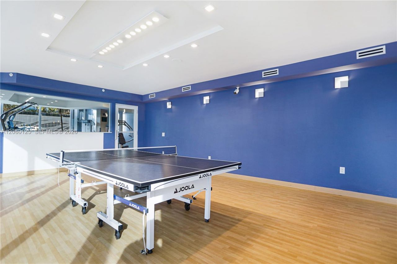 17555 Collins Ave , Unit 308, Sunny Isles Beach, FL 33160 Photo