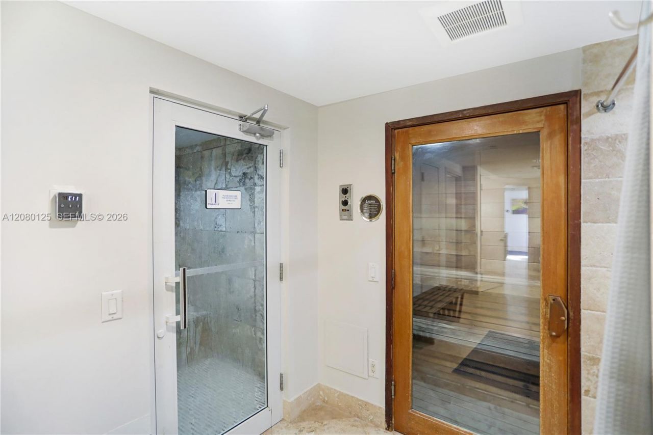 17555 Collins Ave , Unit 308, Sunny Isles Beach, FL 33160 Photo