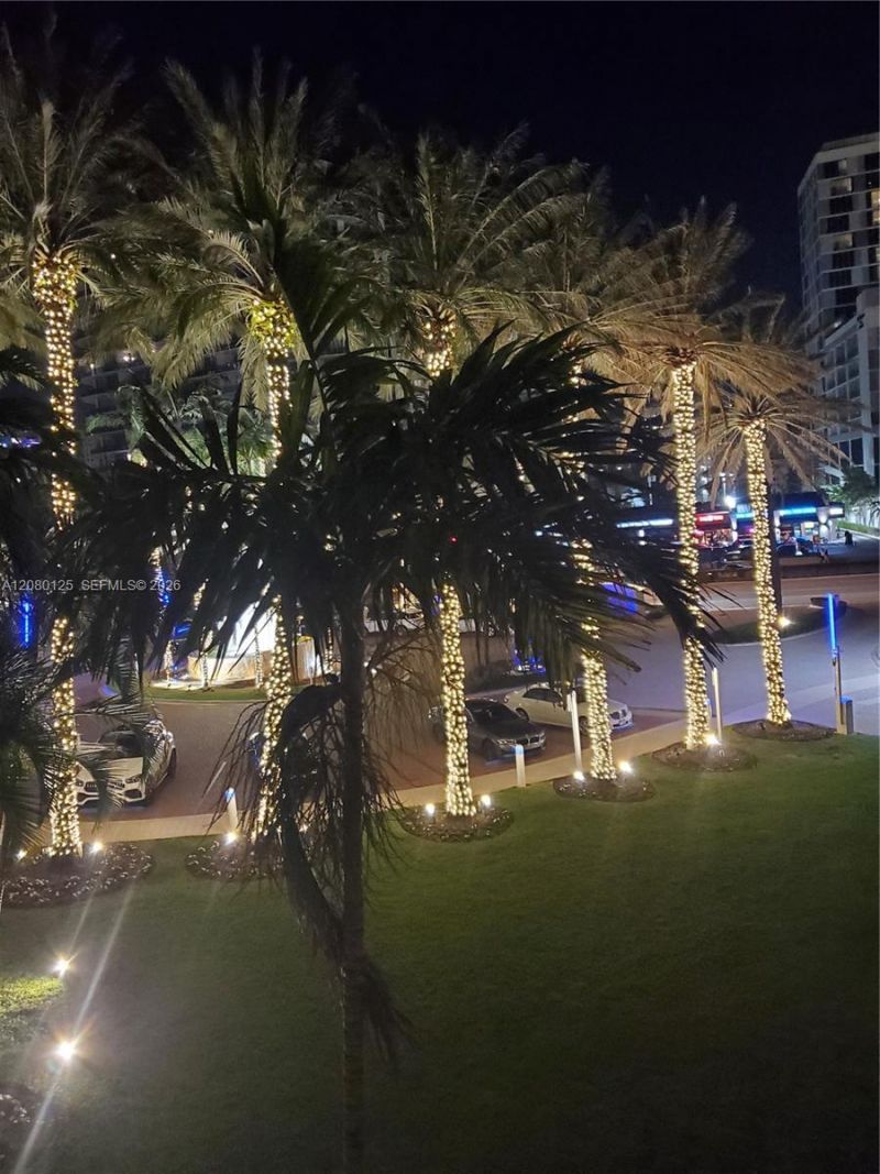 17555 Collins Ave , Unit 308, Sunny Isles Beach, FL 33160 Photo
