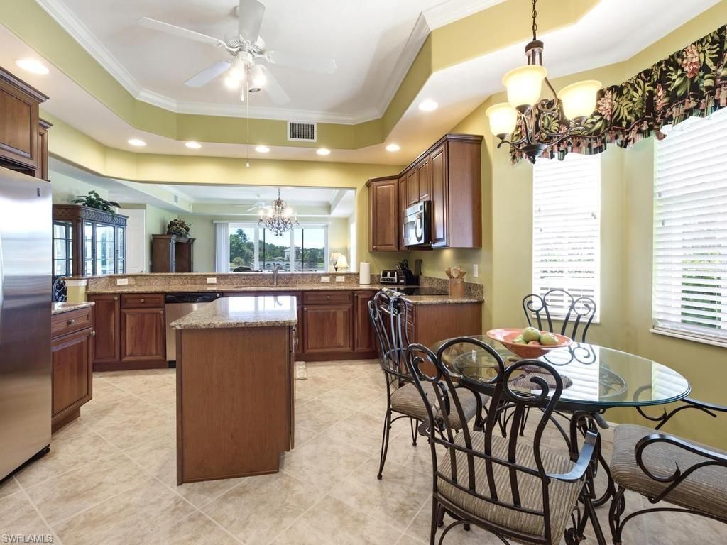 7877 Hawthorne Dr, Unit 102, Naples, FL 34113 Photo
