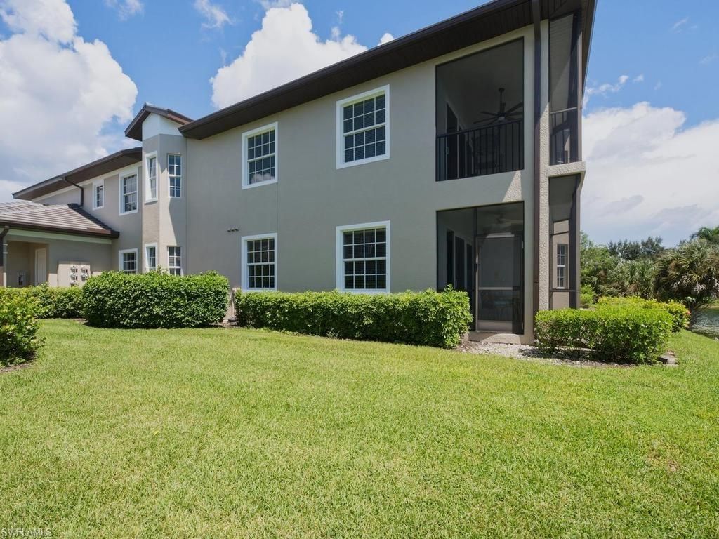 7877 Hawthorne Dr, Unit 102, Naples, FL 34113 Photo