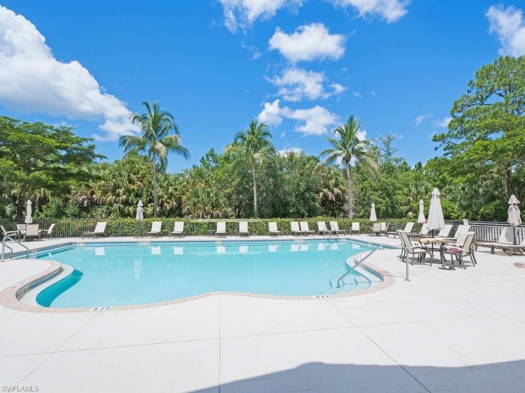 7877 Hawthorne Dr, Unit 102, Naples, FL 34113 Photo