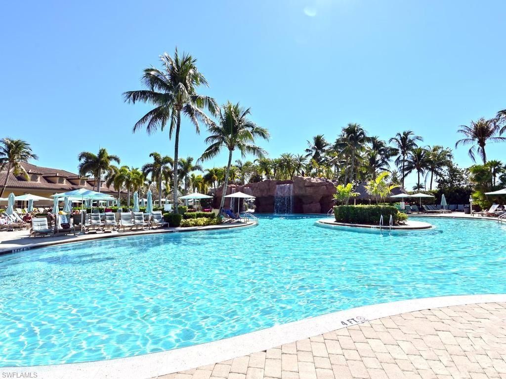 7877 Hawthorne Dr, Unit 102, Naples, FL 34113 Photo
