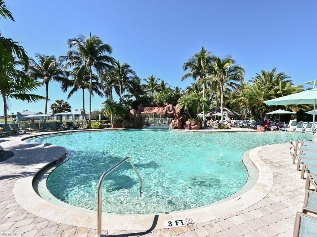 7877 Hawthorne Dr, Unit 102, Naples, FL 34113 Photo