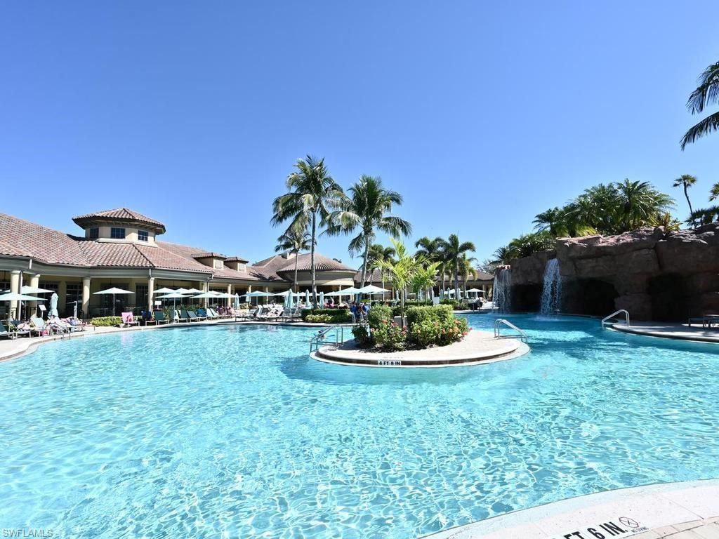 7877 Hawthorne Dr, Unit 102, Naples, FL 34113 Photo