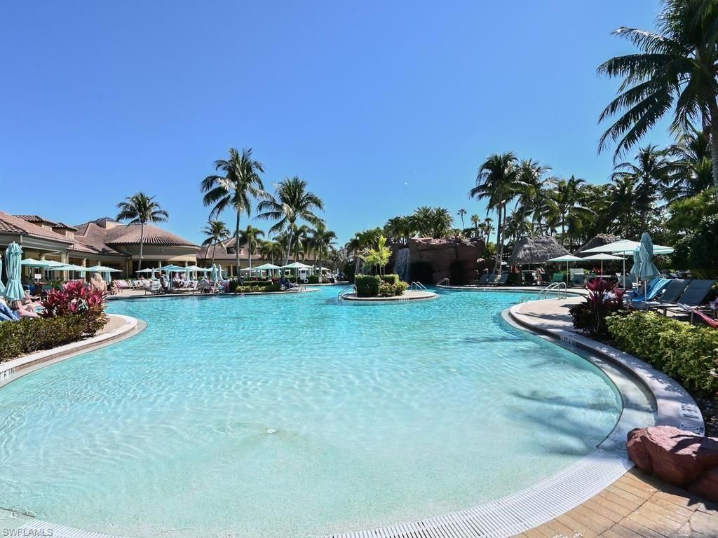 7877 Hawthorne Dr, Unit 102, Naples, FL 34113 Photo