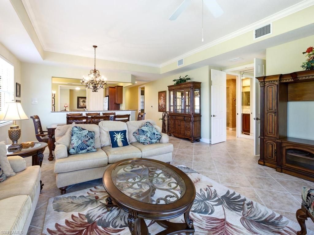 7877 Hawthorne Dr, Unit 102, Naples, FL 34113 Photo