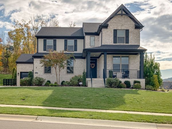 648 Dunmeyer Ct , Nolensville, TN 37135