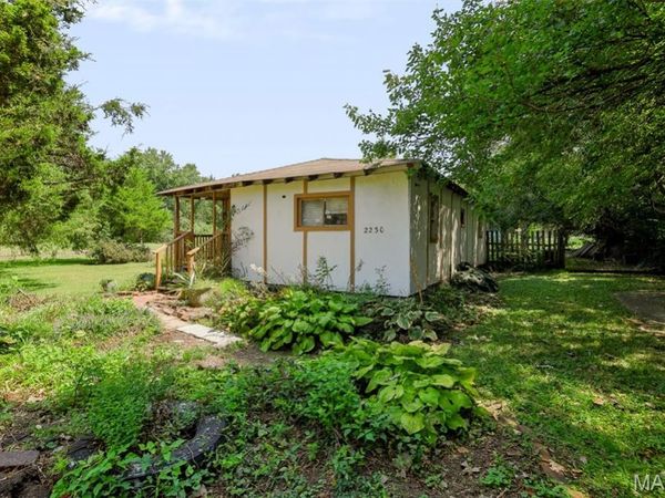 2230 N 57th Street , Washington Park, IL 62204