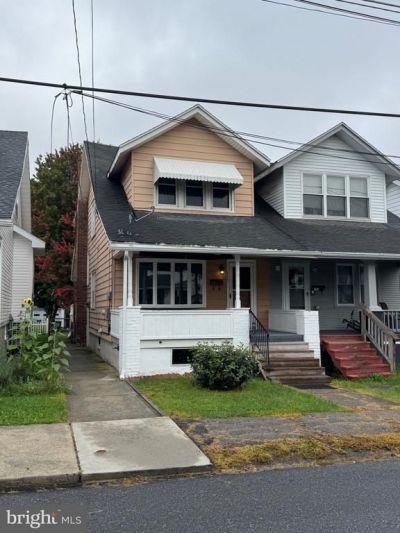 153 S 3RD STREET, FRACKVILLE, PA 17931