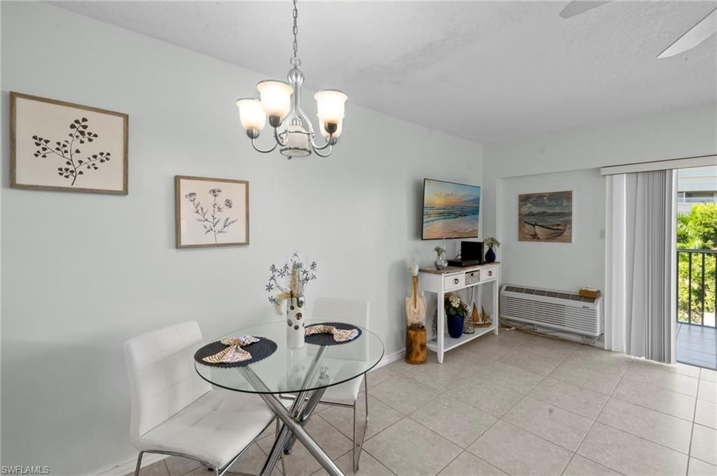1 Bluebill Ave , Unit 408, Naples, FL 34108 Photo