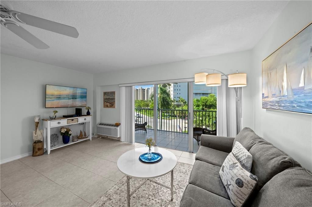 1 Bluebill Ave , Unit 408, Naples, FL 34108 Photo