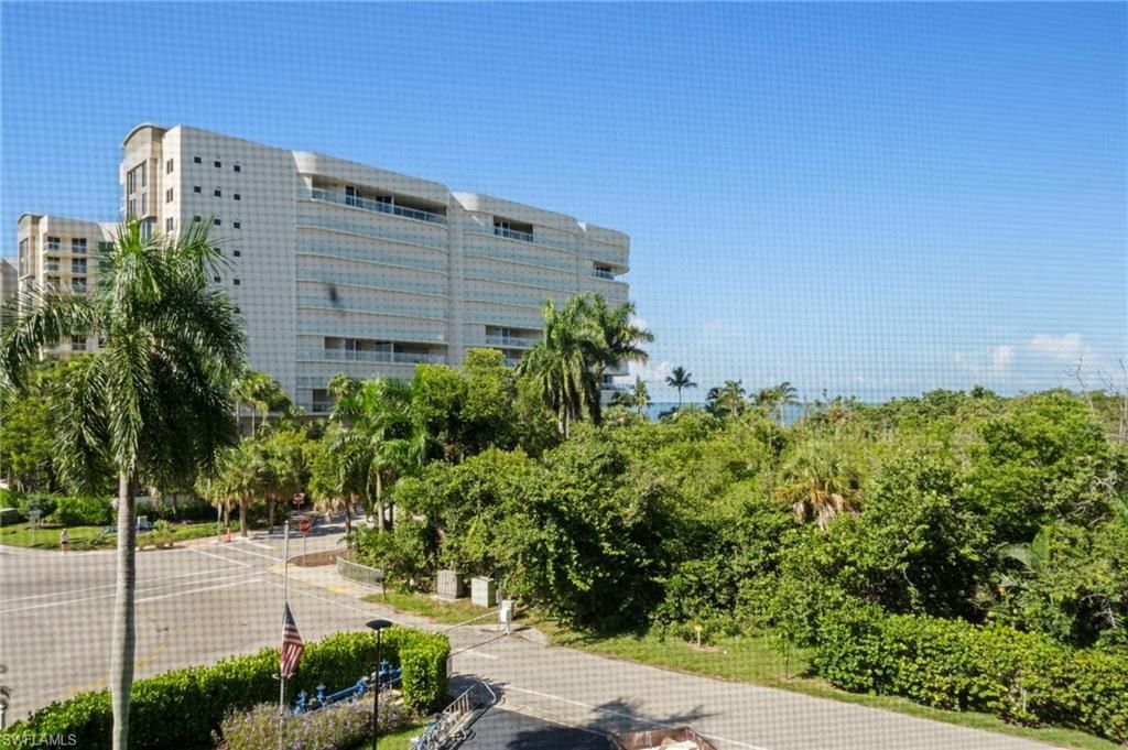 1 Bluebill Ave , Unit 408, Naples, FL 34108 Photo