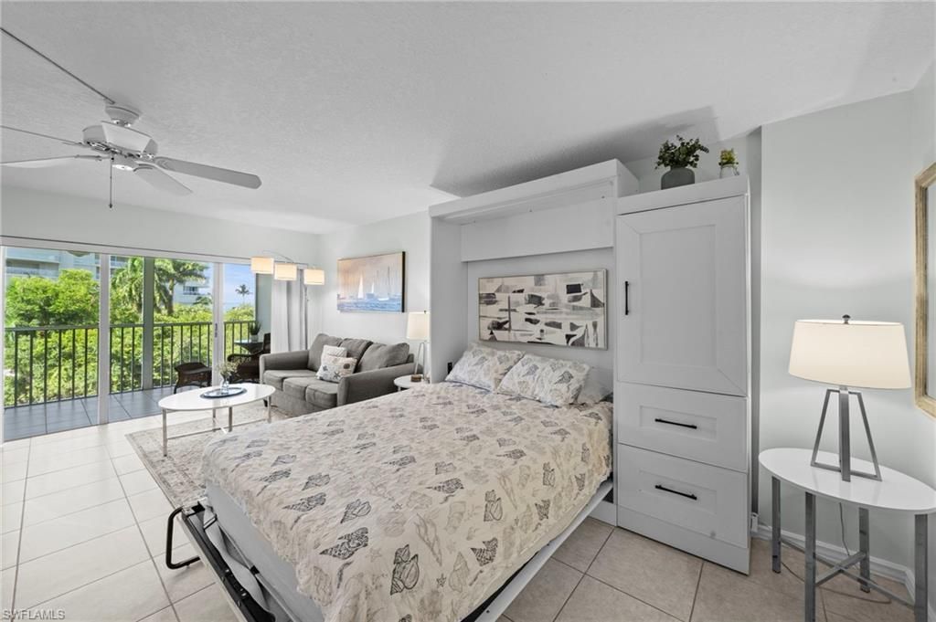 1 Bluebill Ave , Unit 408, Naples, FL 34108 Photo
