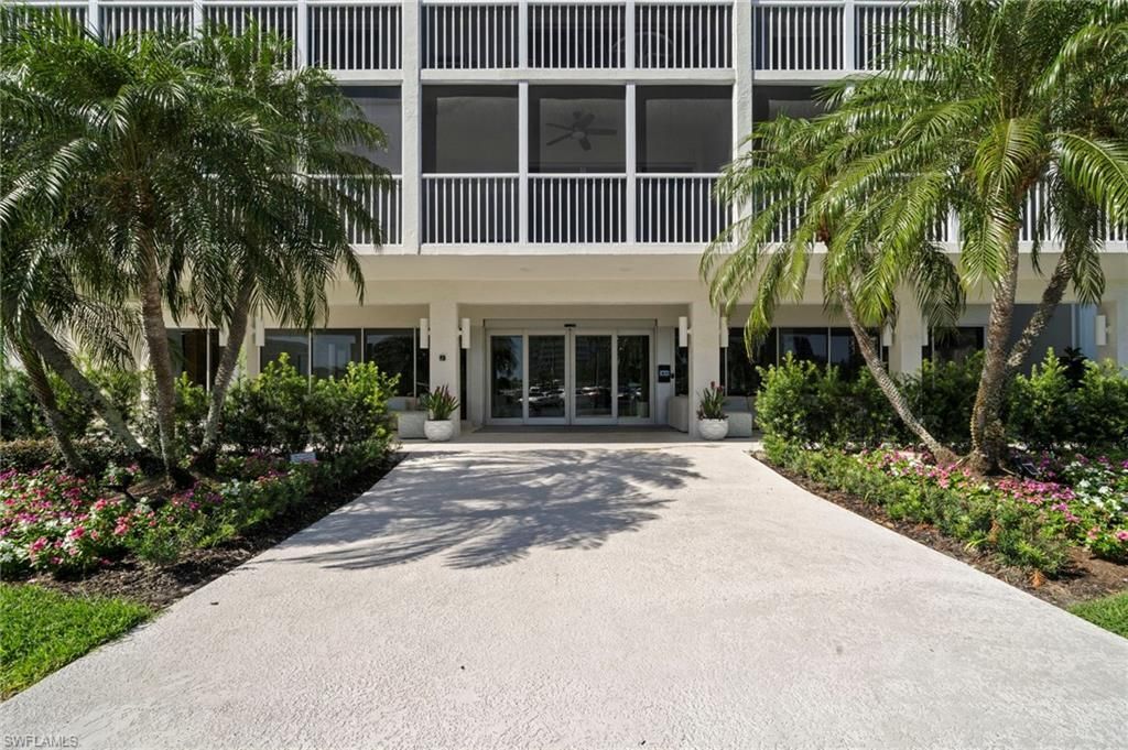 1 Bluebill Ave , Unit 408, Naples, FL 34108 Photo