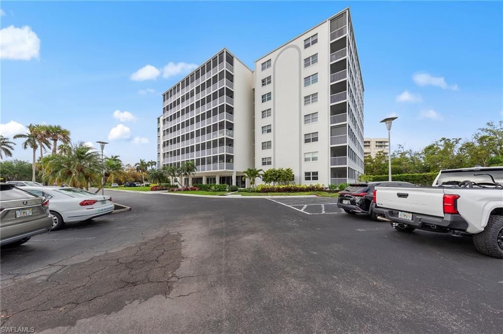 1 Bluebill Ave , Unit 408, Naples, FL 34108 Photo