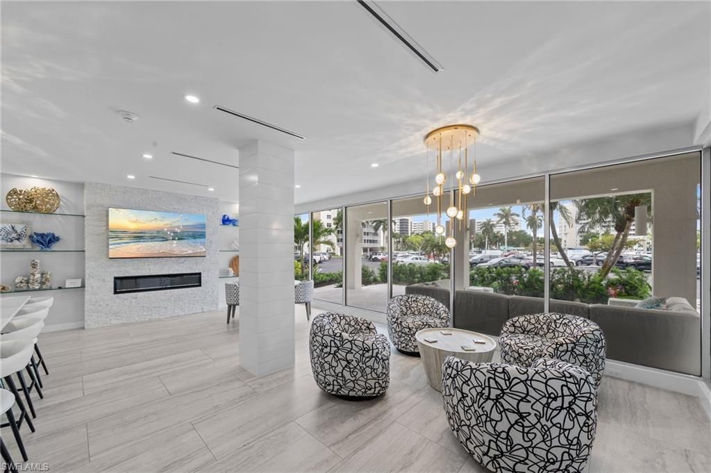 1 Bluebill Ave , Unit 408, Naples, FL 34108 Photo