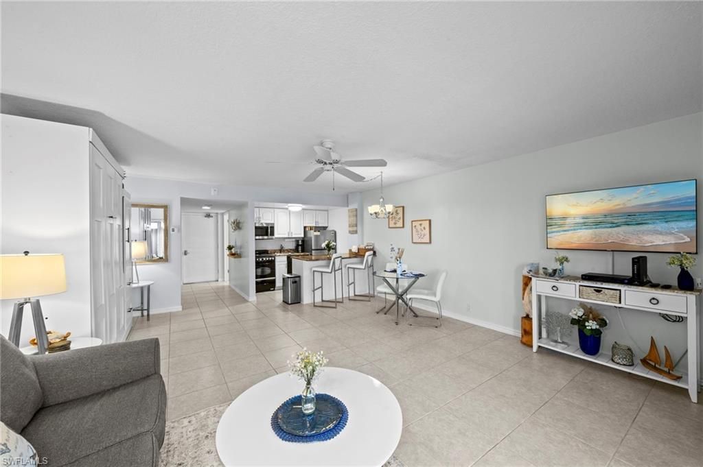 1 Bluebill Ave , Unit 408, Naples, FL 34108 Photo