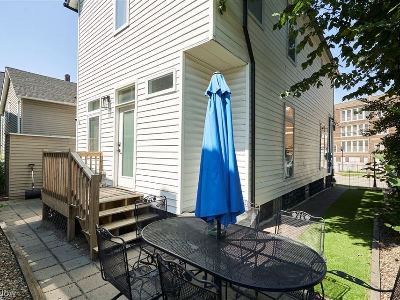 921 Jefferson Avenue, Cleveland, OH 44113 Photo 21