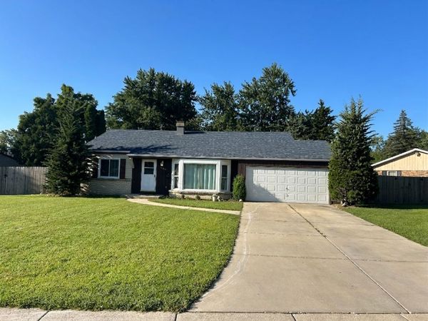 1285 Constellation Drive , Aurora, IL 60505
