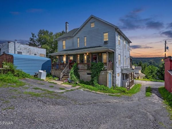 615 Higgins Street , Forest City, PA 18421