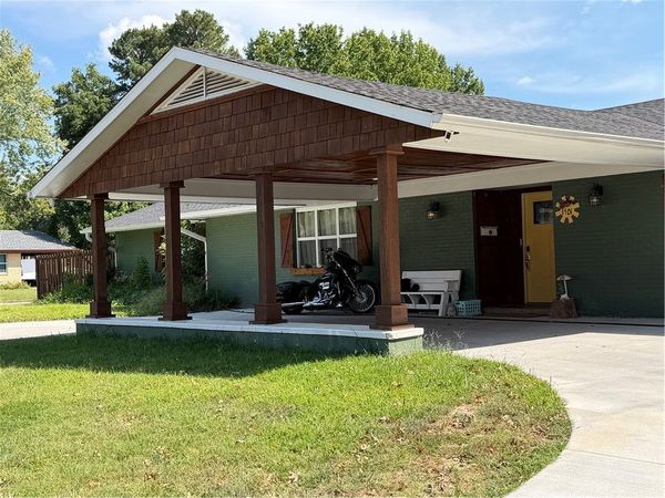 1901 Theodore Drive , Springdale, AR 72762