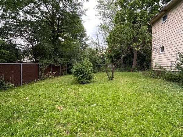 Sutton Place, Shaker Heights, OH 44120