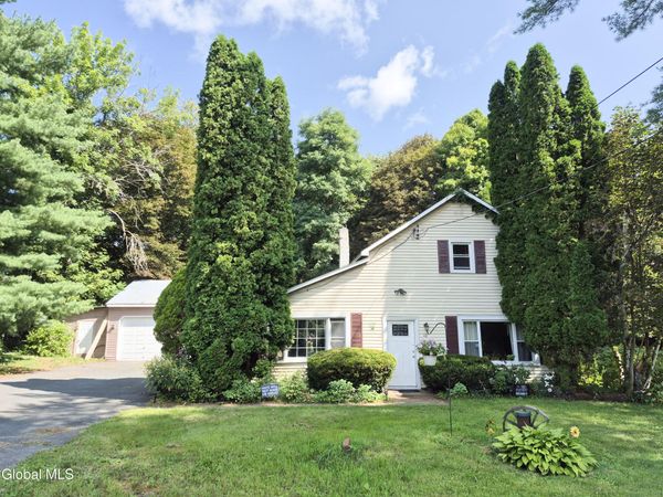 13 Dugan Hill Road, Malta, NY 12118