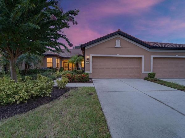 428 SENECA FALLS DRIVE , APOLLO BEACH, FL 33572
