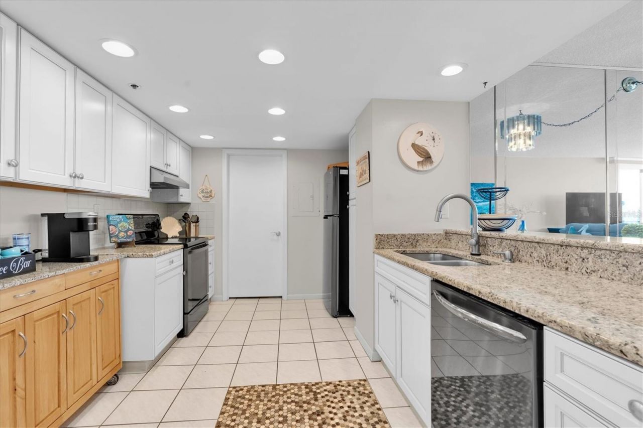 6287 Bahia Del Mar Circle, Unit 401, Saint Petersburg, FL 33715 Photo