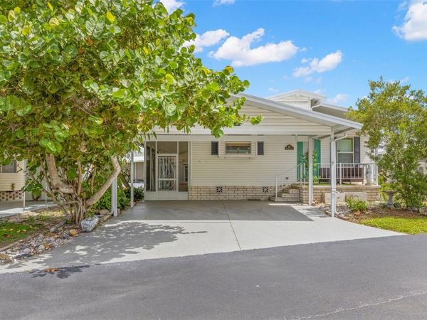 357 MOUNT SAXON AVENUE NE, Unit 323, ST PETERSBURG, FL 33702