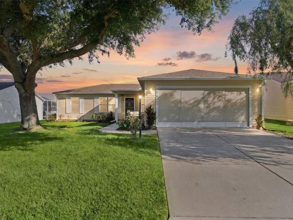 2018 CASTANO PLACE , LADY LAKE, FL 32159