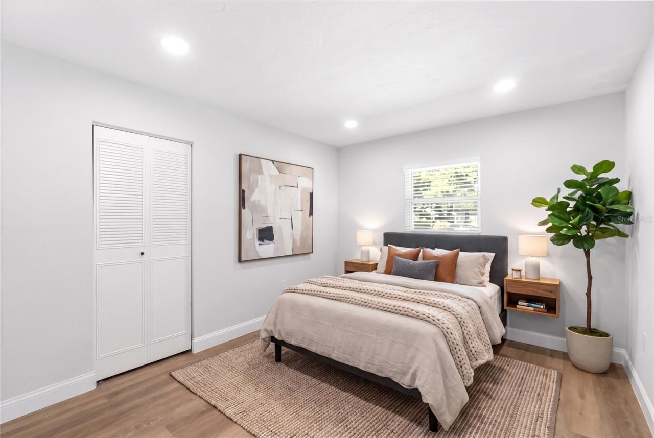 420 Melody Circle, Sarasota, FL 34237 Photo