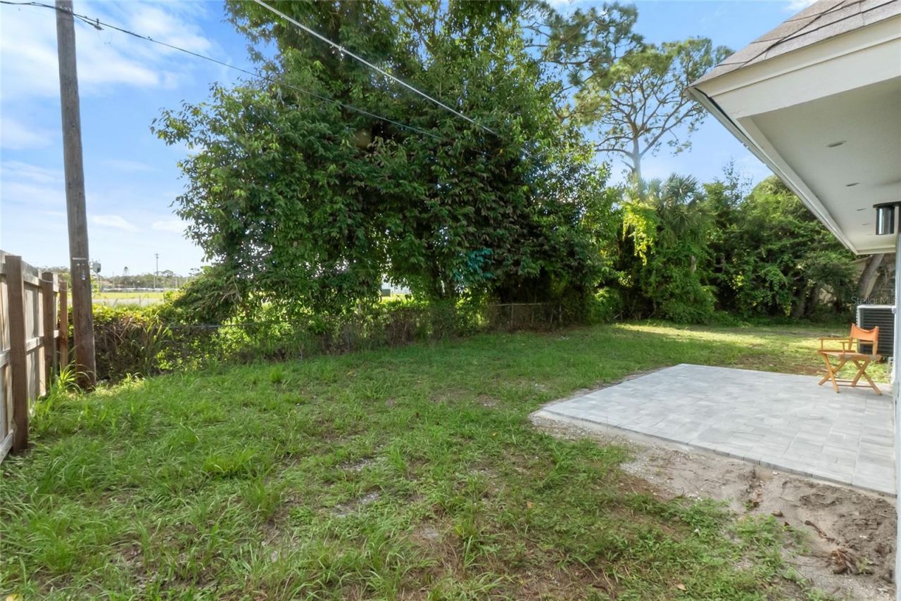 420 Melody Circle, Sarasota, FL 34237 Photo