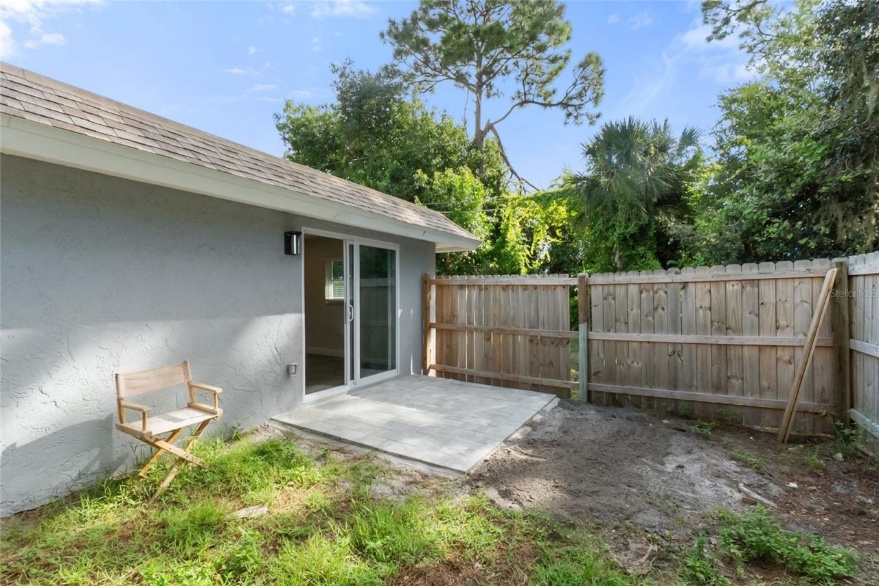 420 Melody Circle, Sarasota, FL 34237 Photo