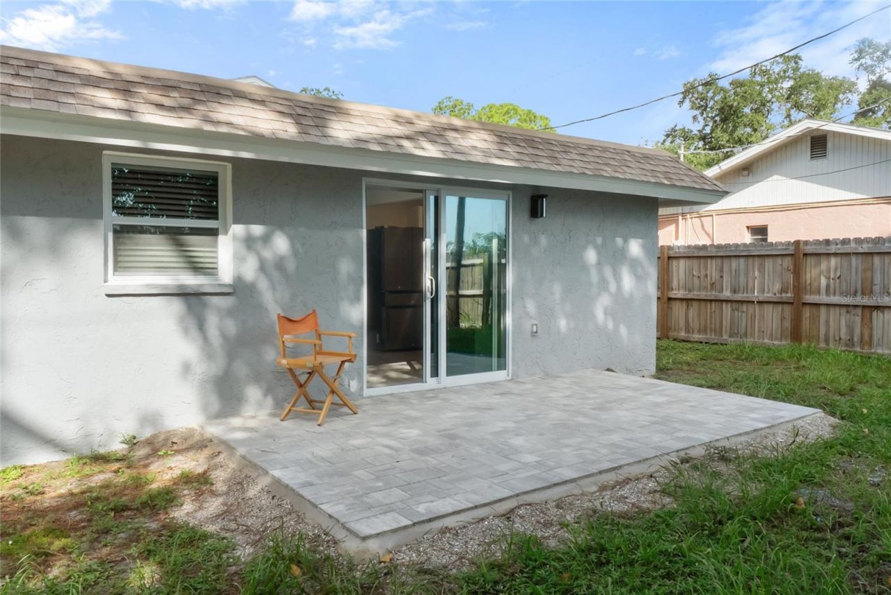 420 Melody Circle, Sarasota, FL 34237 Photo