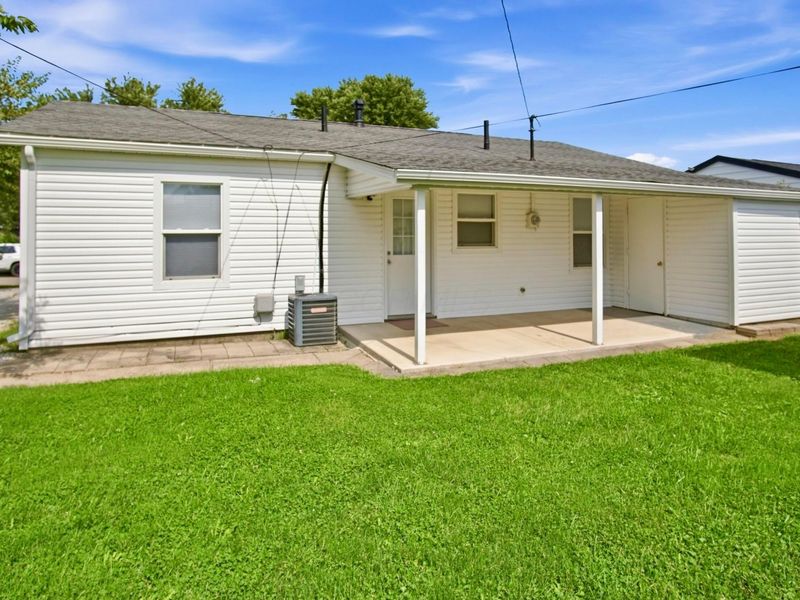 219 Concord Avenue , Heath, OH 43056 Photo 5