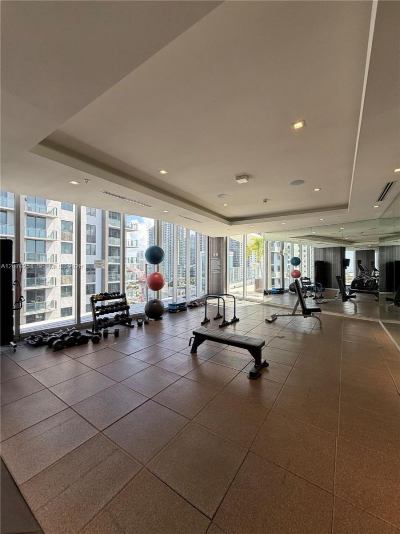 1010 SW 2nd Ave, Unit 1601, Miami, FL 33130 Photo