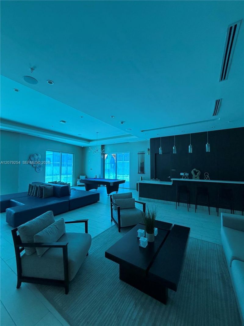 1010 SW 2nd Ave, Unit 1601, Miami, FL 33130 Photo