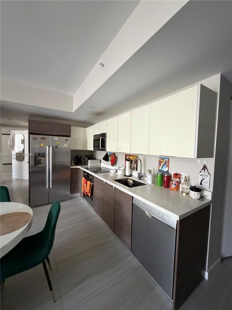 1010 SW 2nd Ave, Unit 1601, Miami, FL 33130 Photo