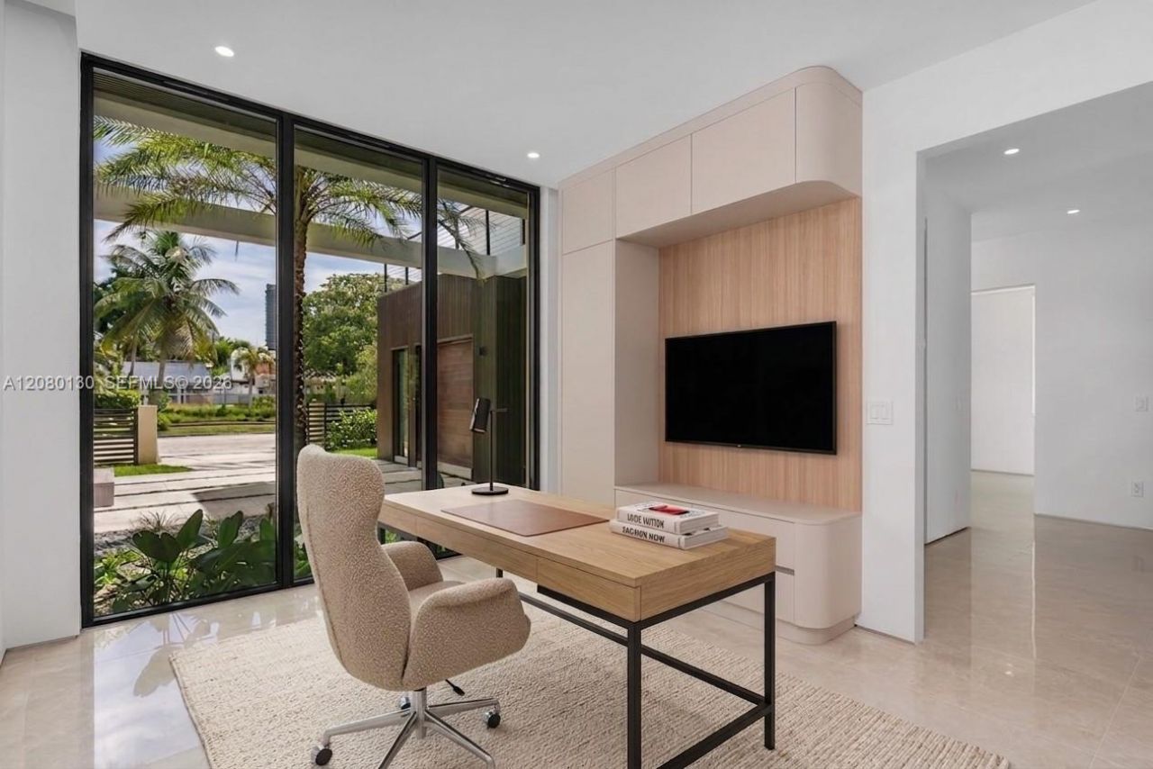 340 SW 20th Road, Miami, FL 33129 Photo