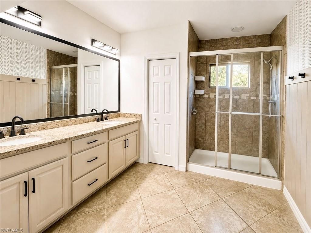 15338 Summit Place Cir, Unit 163, Naples, FL 34119 Photo