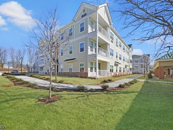 649 Route 206, Unit 207, Hillsborough, NJ 08844