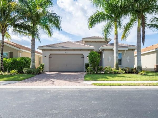 8051 Venetian Pointe DR, FORT MYERS, FL 33908