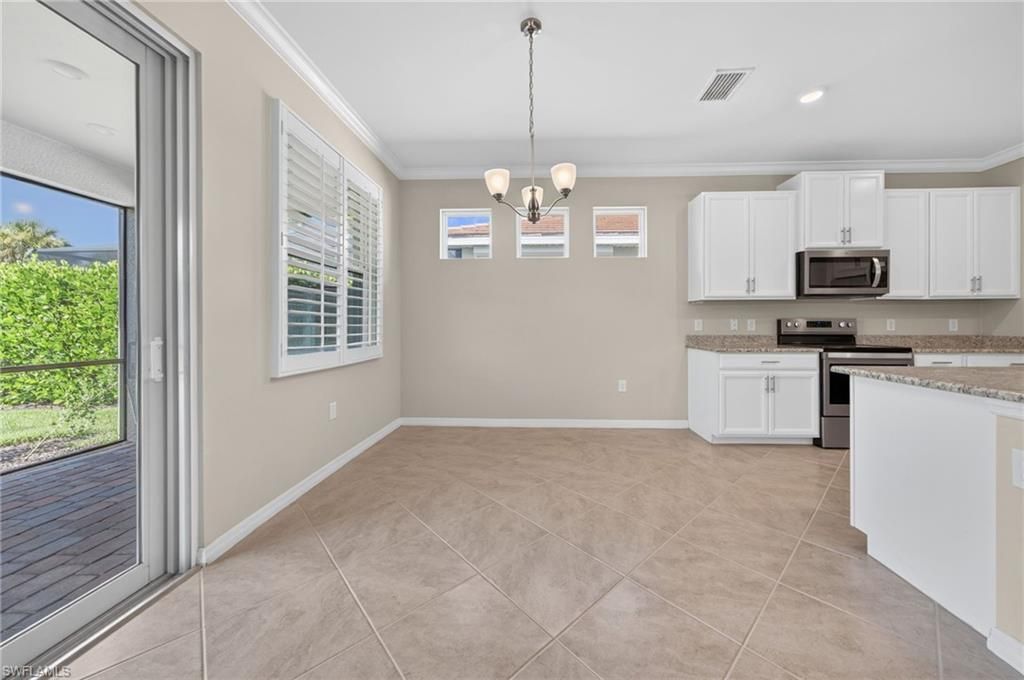 8051 Venetian Pointe Dr, Fort Myers, FL 33908 Photo