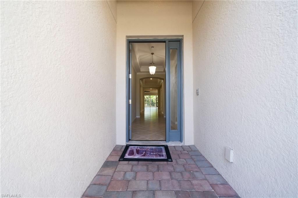 8051 Venetian Pointe Dr, Fort Myers, FL 33908 Photo