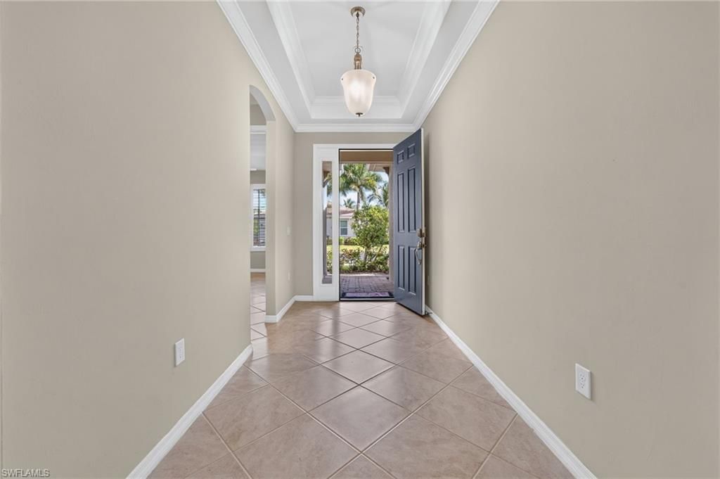 8051 Venetian Pointe Dr, Fort Myers, FL 33908 Photo